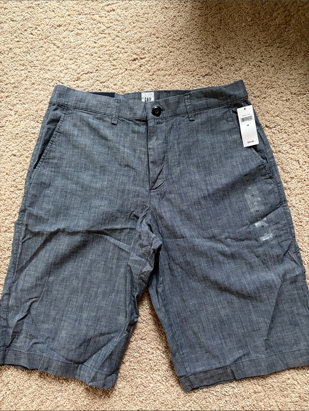 NWT-GAP Men’s Chambray Flat Front Shorts-12”